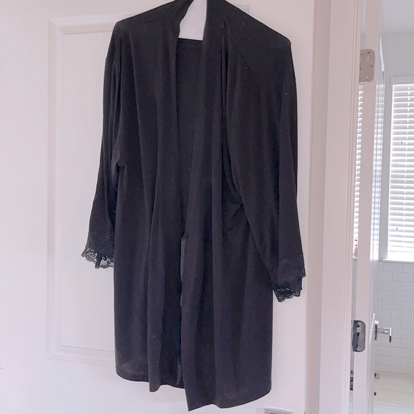 flora Other - Flora black robe